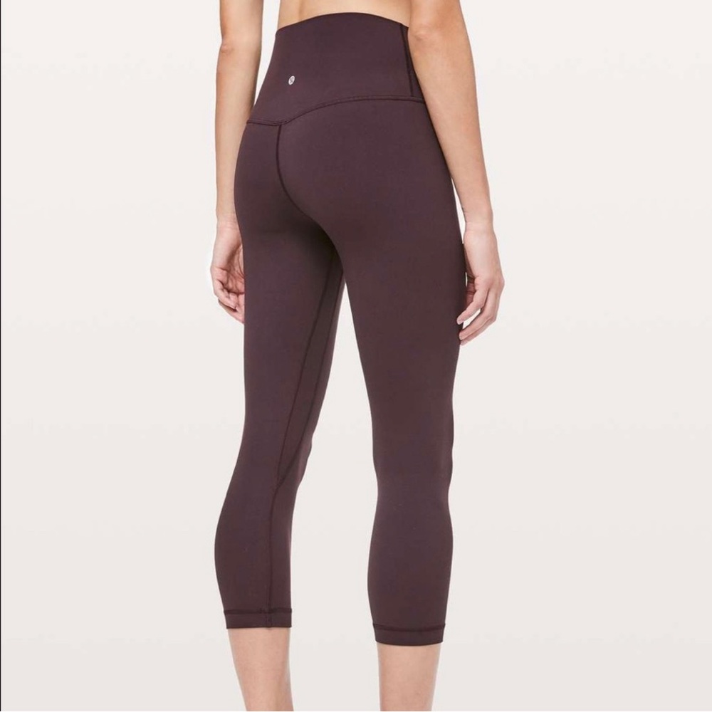Lululemon Align Crop in Plum Size 6 21” length